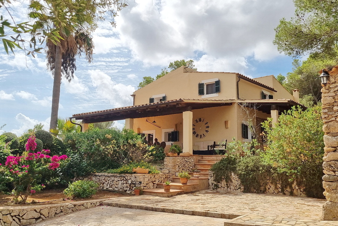 Ancienne FINCA à CALONGE / ES CARRITXÓ, lieu paisible avec vue superbe